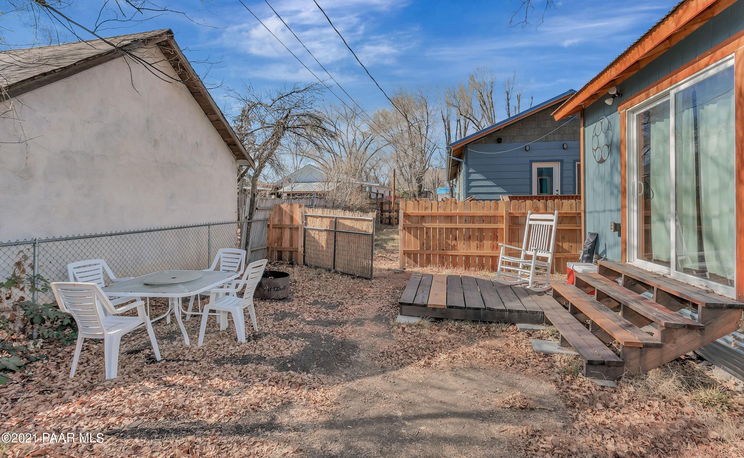 721 Ruth Street Prescott, AZ 86301 - Photo 31 of 32 031_Guest House Fenced Yard