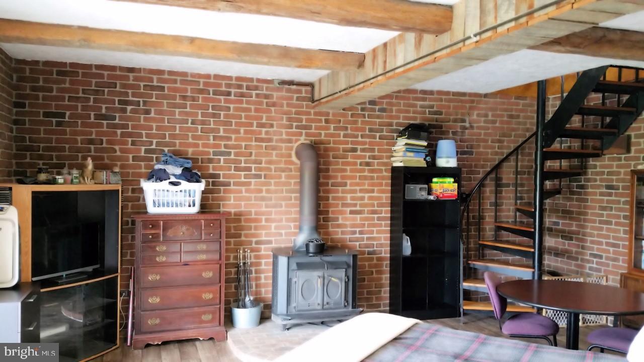 525 Deagen Road Hanover, PA 17331 - Photo 15 of 30