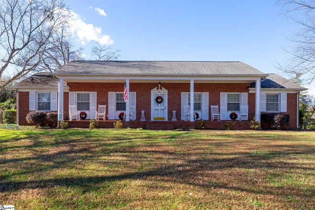 $2,900 | 5 Coleman Park Circle, Travelers Rest, SC 29690