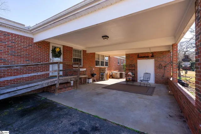 $2,900 | 5 Coleman Park Circle, Travelers Rest, SC 29690