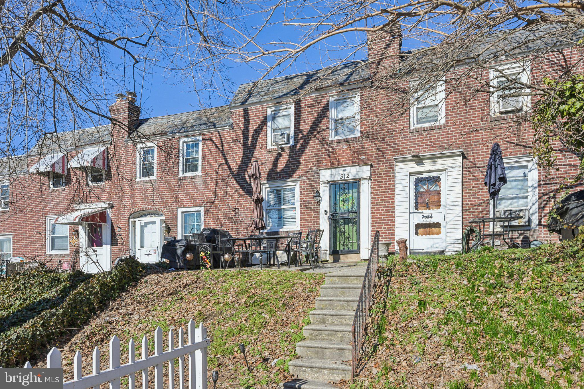 312 Wiltshire Road Upper Darby, PA 19082 - Photo 2 of 19