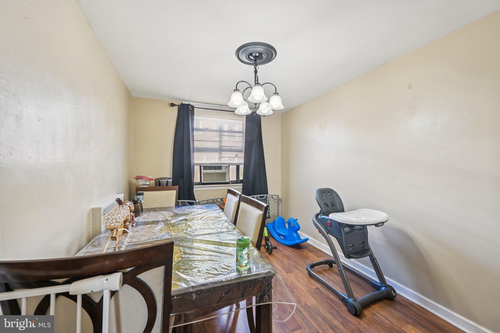 312 Wiltshire Road Upper Darby, PA 19082 - Photo 6 of 19