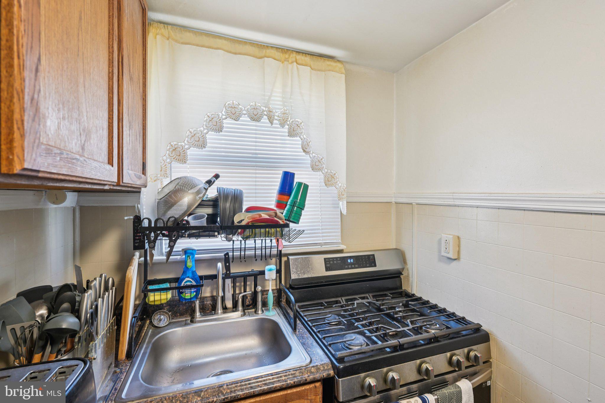 312 Wiltshire Road Upper Darby, PA 19082 - Photo 10 of 19