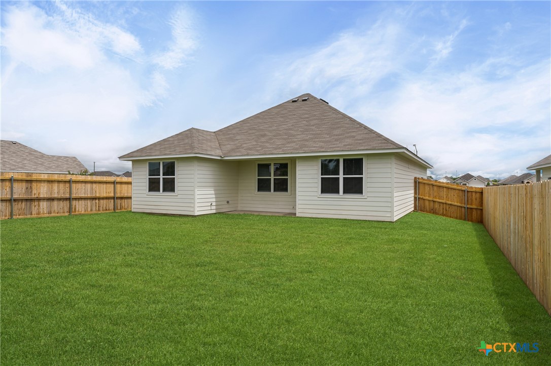 8023 Pineridge Way Temple, TX 76502 - Photo 28 of 28 a outdoor space view with a garden