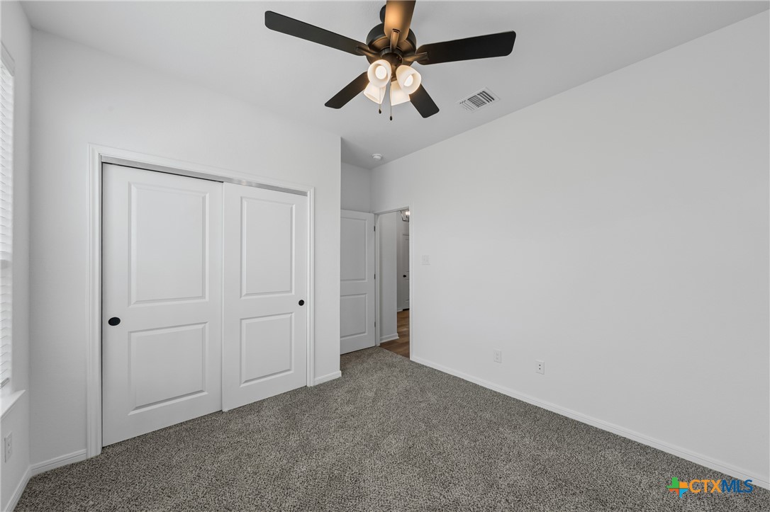 8023 Pineridge Way Temple, TX 76502 - Photo 7 of 28 a view of an empty room