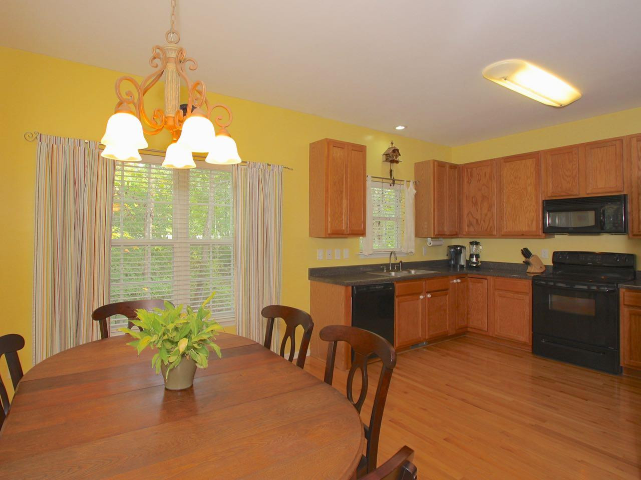5004 Barbee Road Durham, NC 27713 - Photo 7 of 18 Breakfast Area