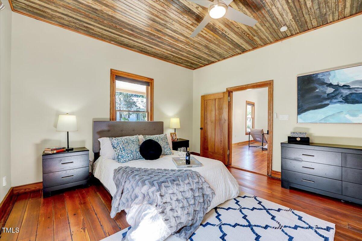 807 Vickers Avenue Durham, NC 27701 - Photo 12 of 26 63-807 Vickers Ave-19