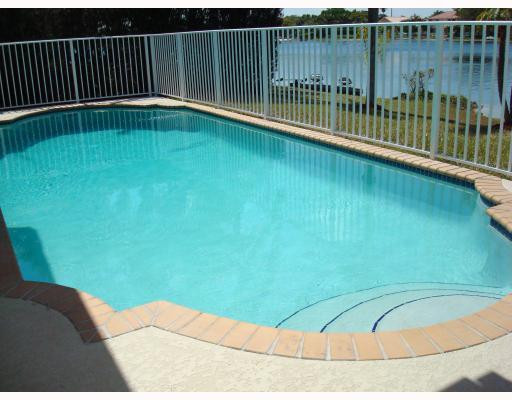 Undisclosed Address Pembroke Pines, FL 33029 - Photo 2 of 6 Swimming Pool/Hot Tub/Sauna