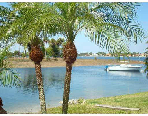 Undisclosed Address Pembroke Pines, FL 33029 - Photo 4 of 6 View