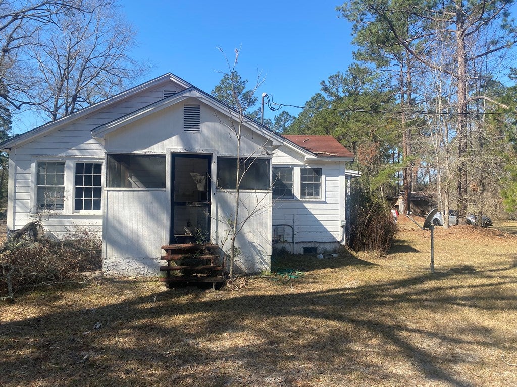 5716 Skipper Bridge Road Hahira, GA 31632 - Photo 4 of 29 Gallery Image 4