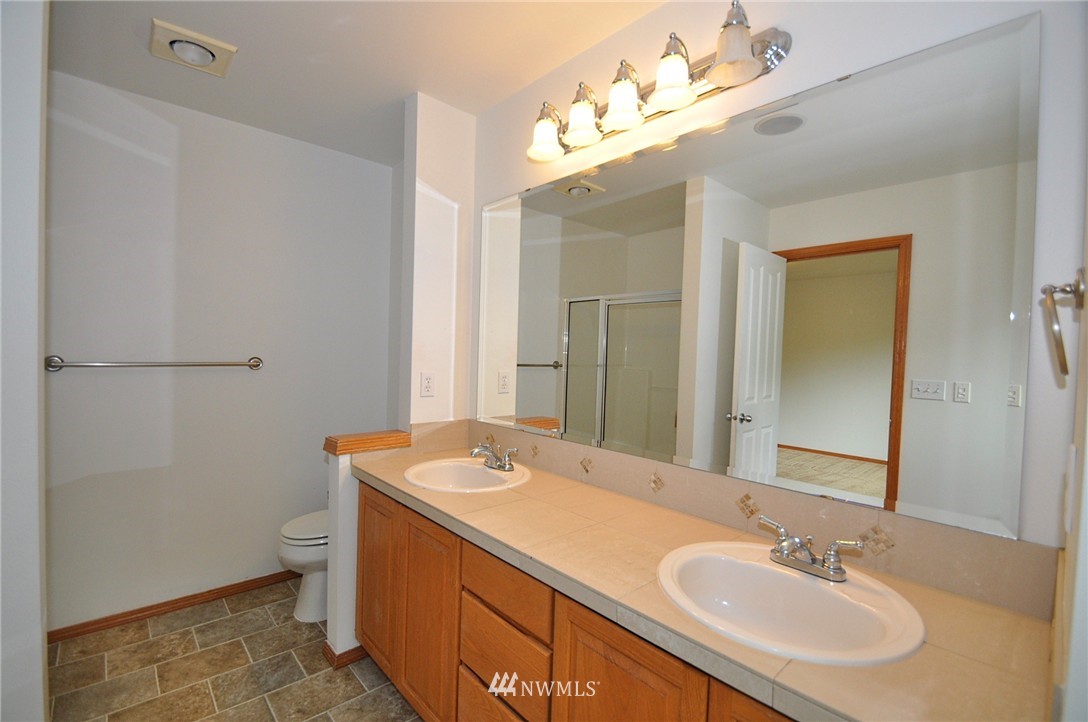 15329 Sunset Road Bothell, WA 98012 - Photo 11 of 25