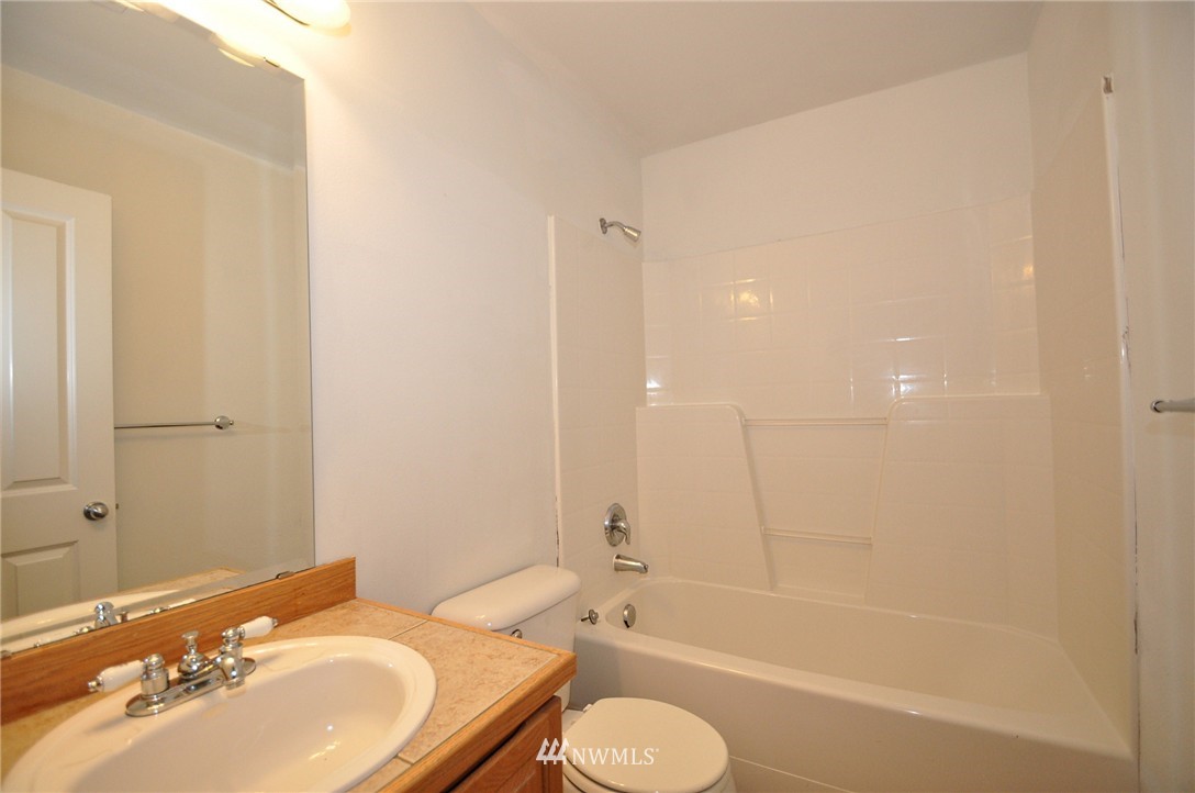 15329 Sunset Road Bothell, WA 98012 - Photo 19 of 25