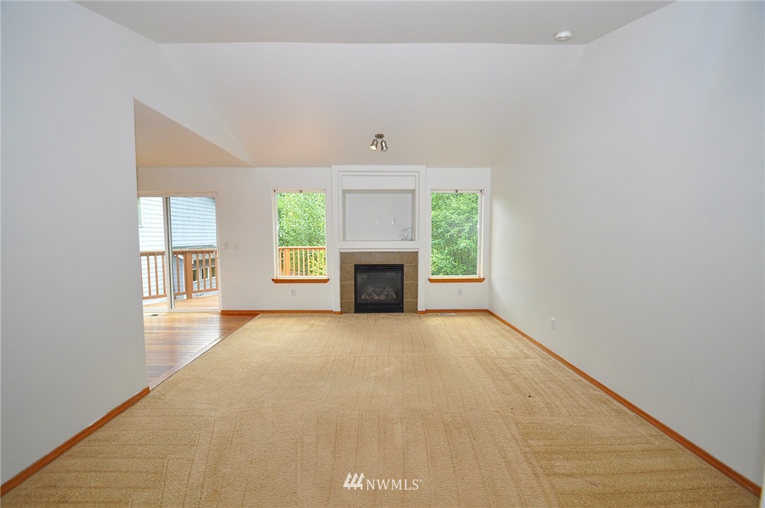 15329 Sunset Road Bothell, WA 98012 - Photo 4 of 25