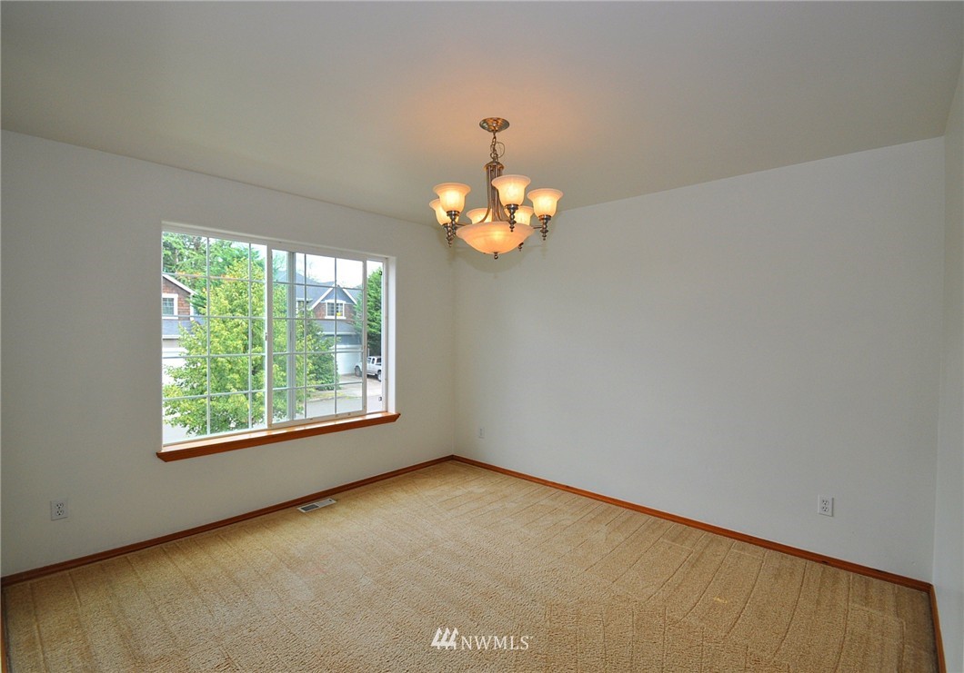 15329 Sunset Road Bothell, WA 98012 - Photo 5 of 25