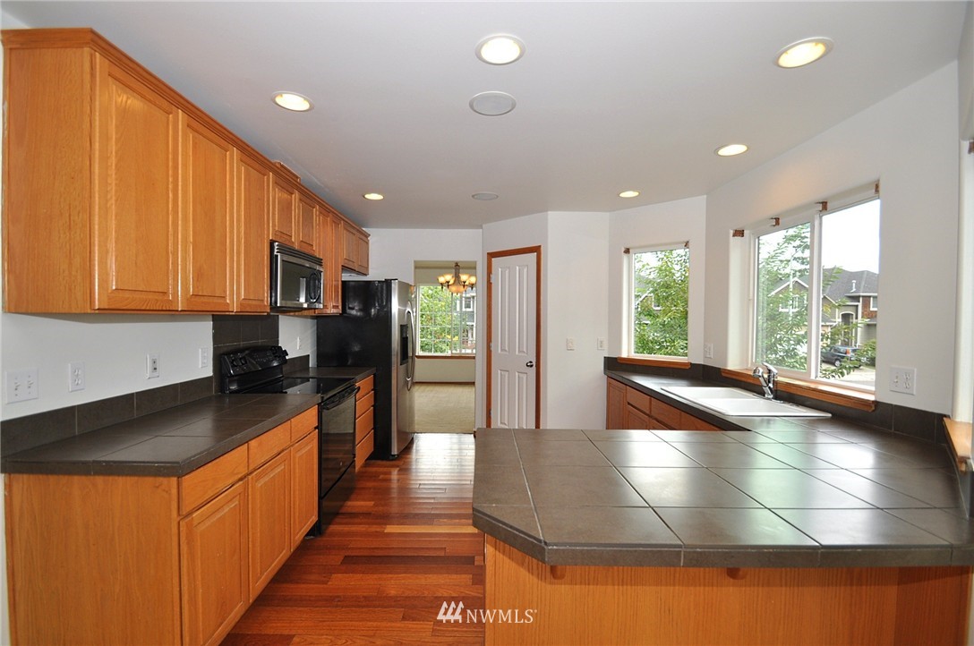 15329 Sunset Road Bothell, WA 98012 - Photo 6 of 25