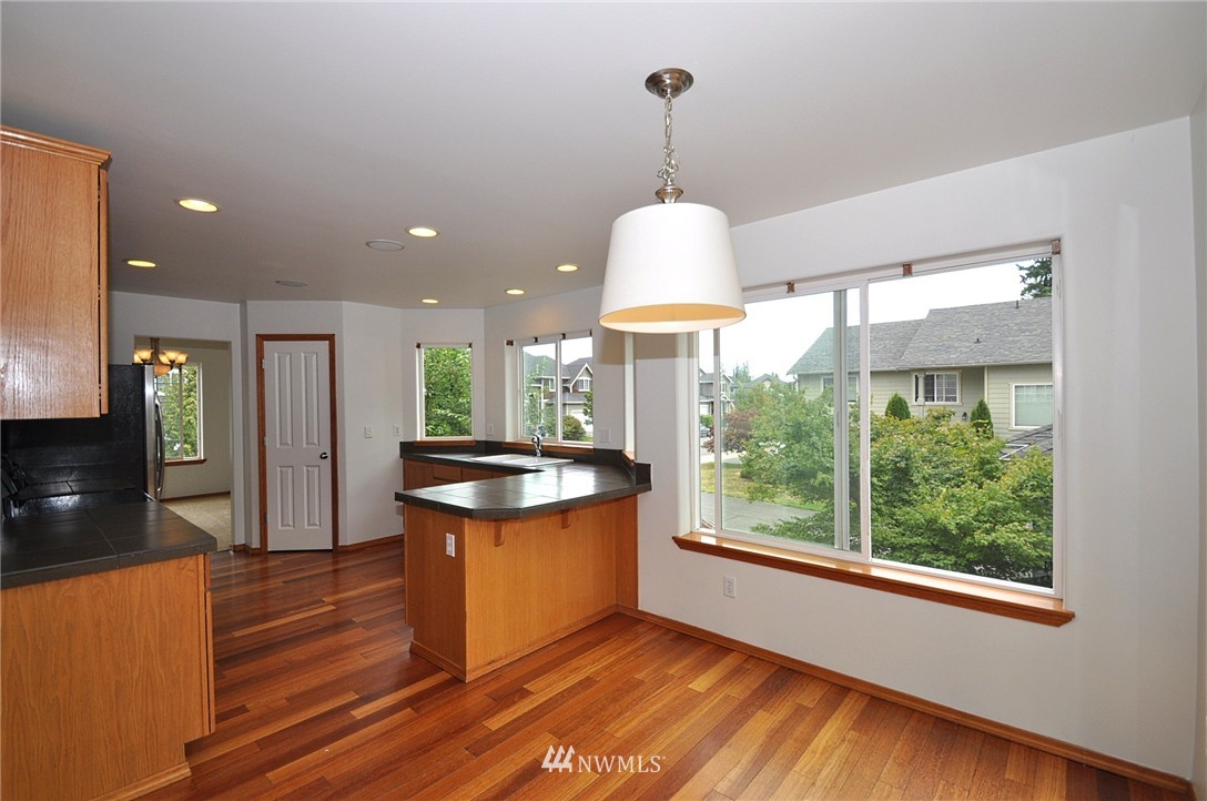 15329 Sunset Road Bothell, WA 98012 - Photo 8 of 25