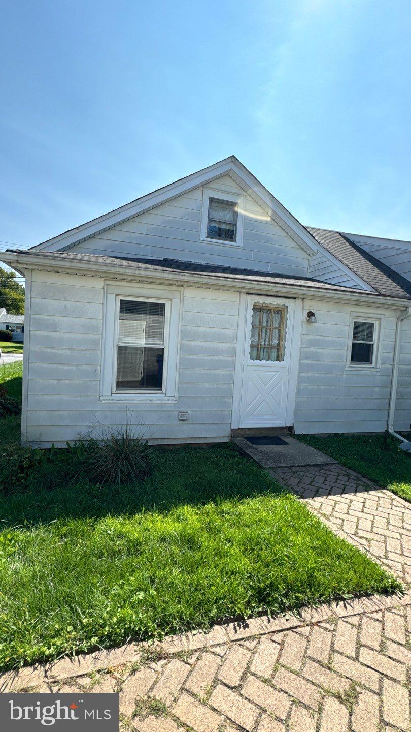 8474 Leishear Road, Unit B Laurel, MD 20723 - Photo 3 of 17
