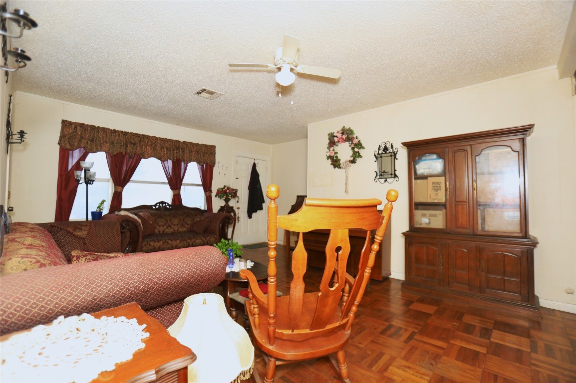 405 Center Way Lake Jackson, TX 77566 - Photo 4 of 21 a living room with furniture and wooden floor