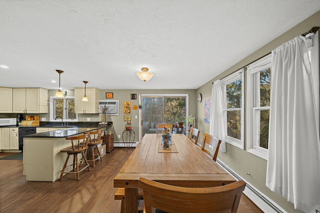 17 Wright Street Woburn, MA 01801 - Photo 11 of 39