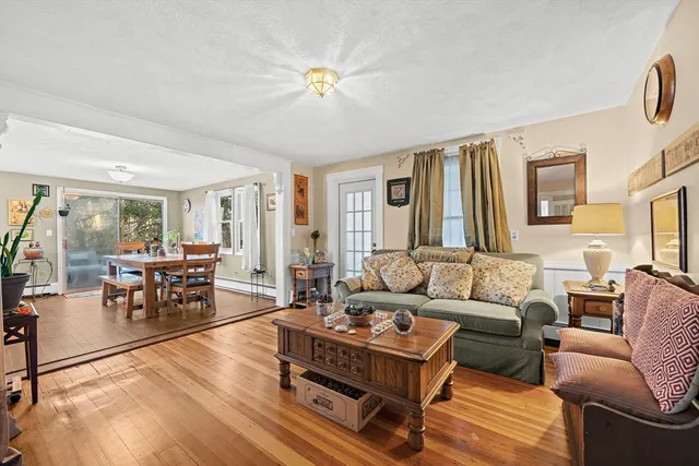 $699,900 | 17 Wright Street, Woburn, MA 01801