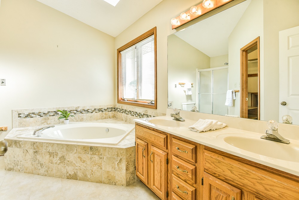 3830 North Russell Road Bloomington, IN 47408 - Photo 16 of 35 Gallery Image 16