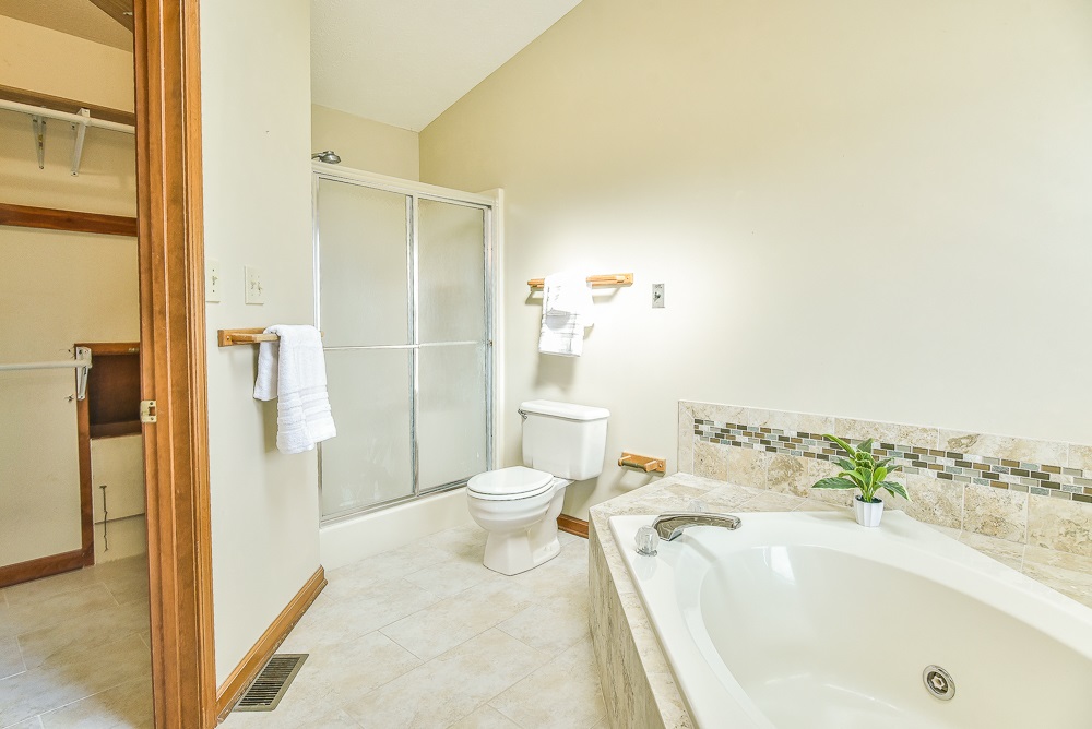 3830 North Russell Road Bloomington, IN 47408 - Photo 17 of 35 Gallery Image 17