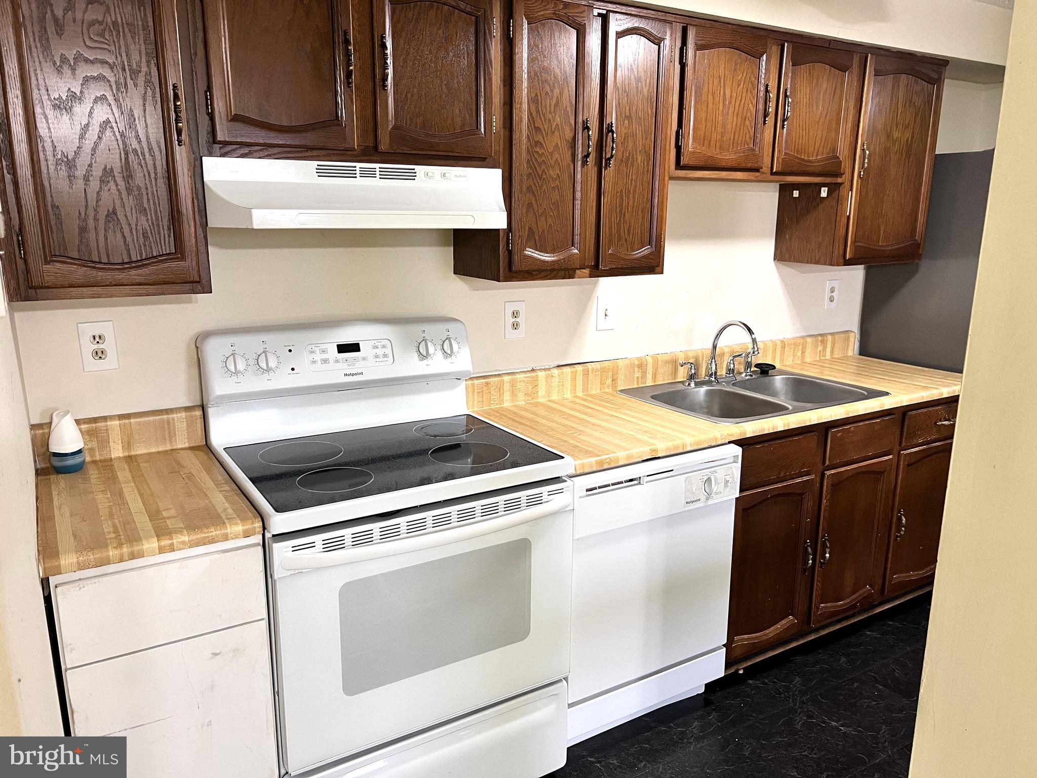 993 Heather Ridge Drive, Unit 5L Frederick, MD 21702 - Photo 7 of 19 Gallery Image 7