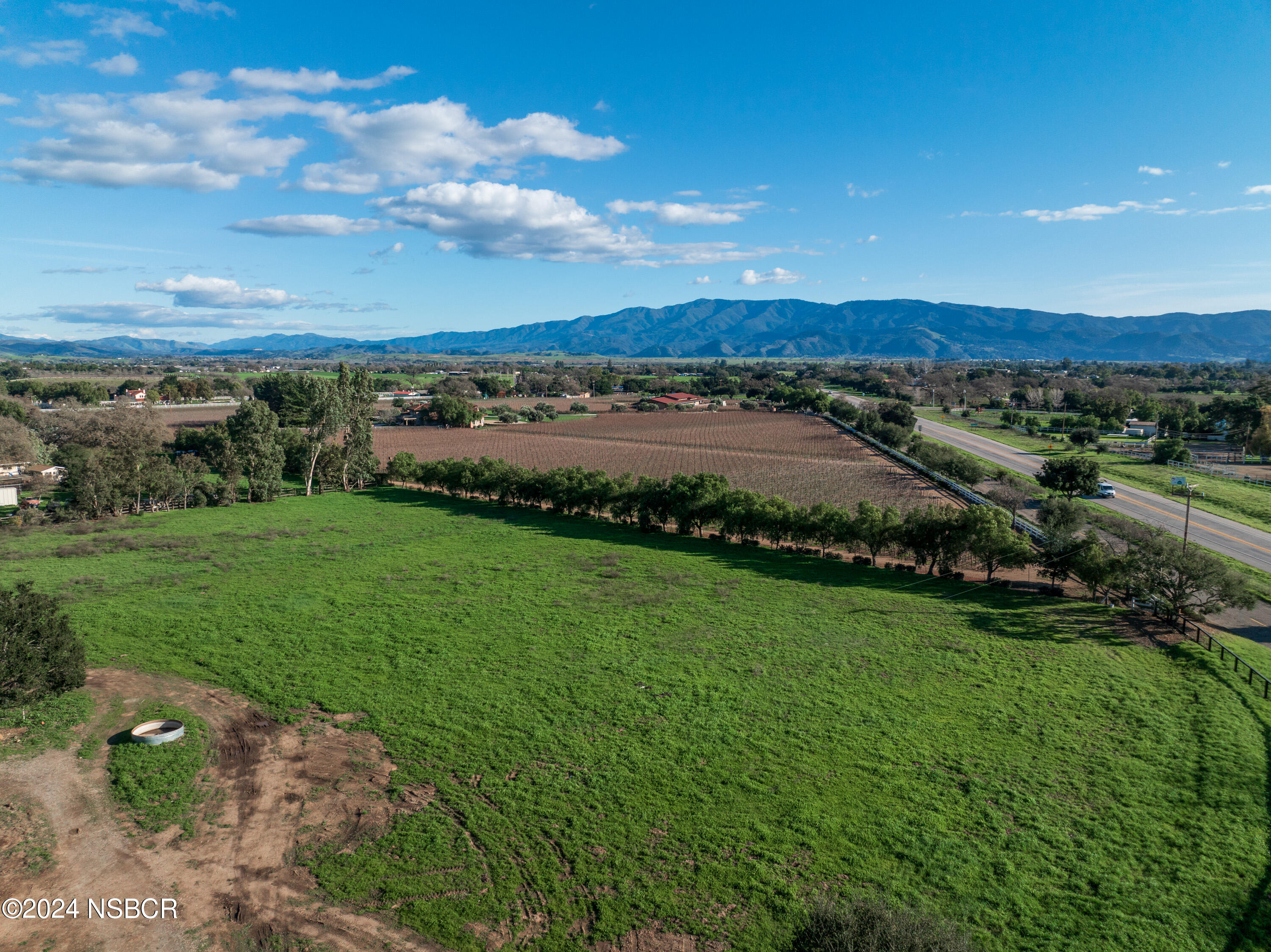 2380 North Refugio Road Santa Ynez, CA 93460 - Photo 34 of 38 a view of a garden with houses