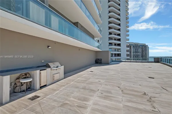 $5,500 | 1451 Brickell Avenue, Unit 904, Miami, FL 33131