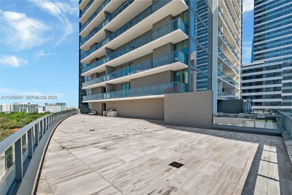 $5,500 | 1451 Brickell Avenue, Unit 904, Miami, FL 33131