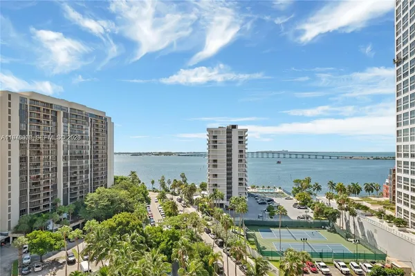 $5,500 | 1451 Brickell Avenue, Unit 904, Miami, FL 33131