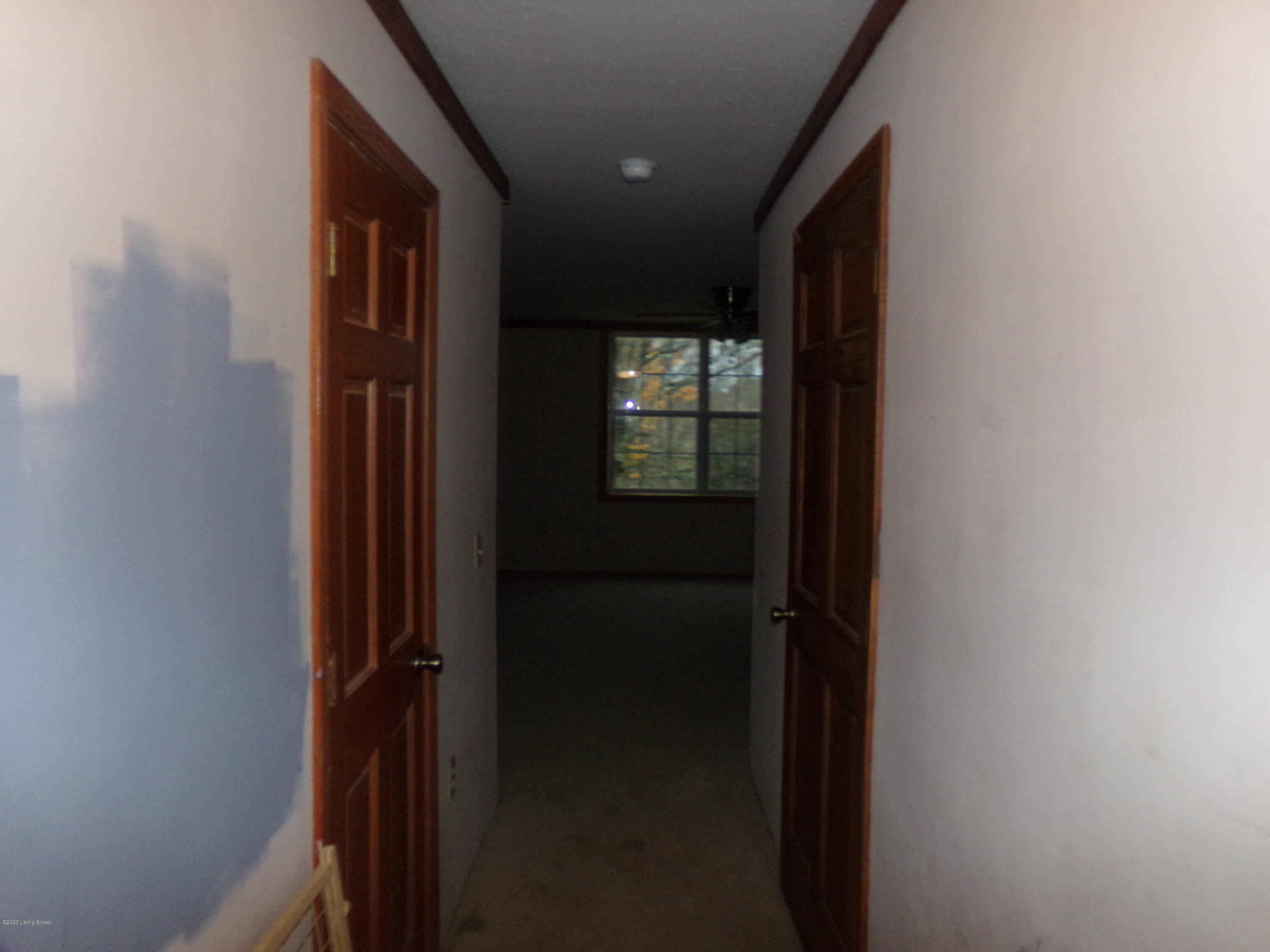 1030 New Liberty Road Lawrenceburg, KY 40342 - Photo 33 of 39 103_0454