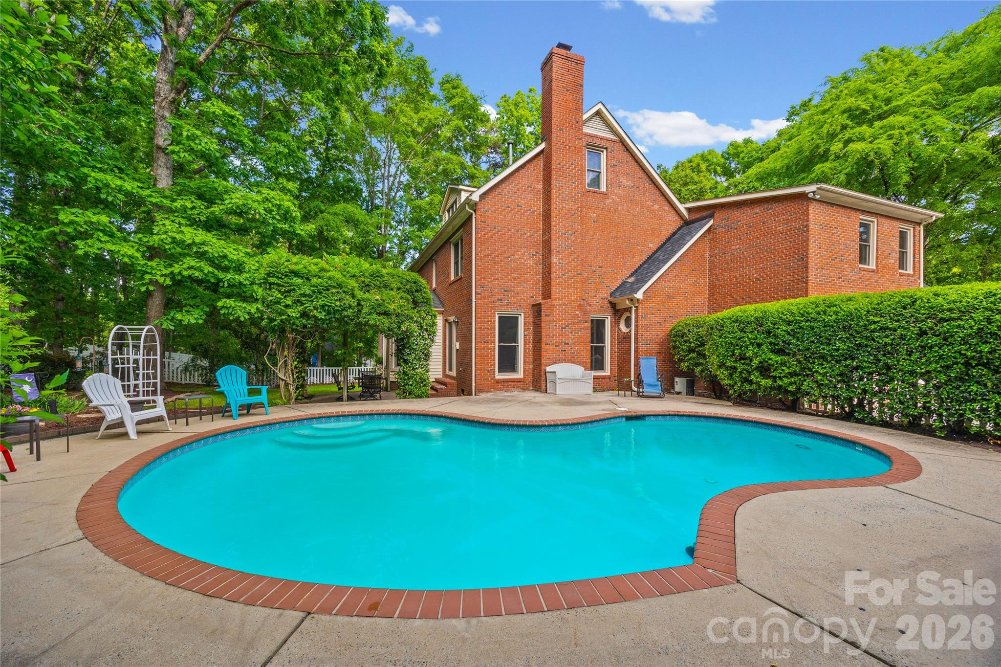 1596 Old Tara Lane Fort Mill, SC 29708 - Photo 44 of 47 a view of a house with pool