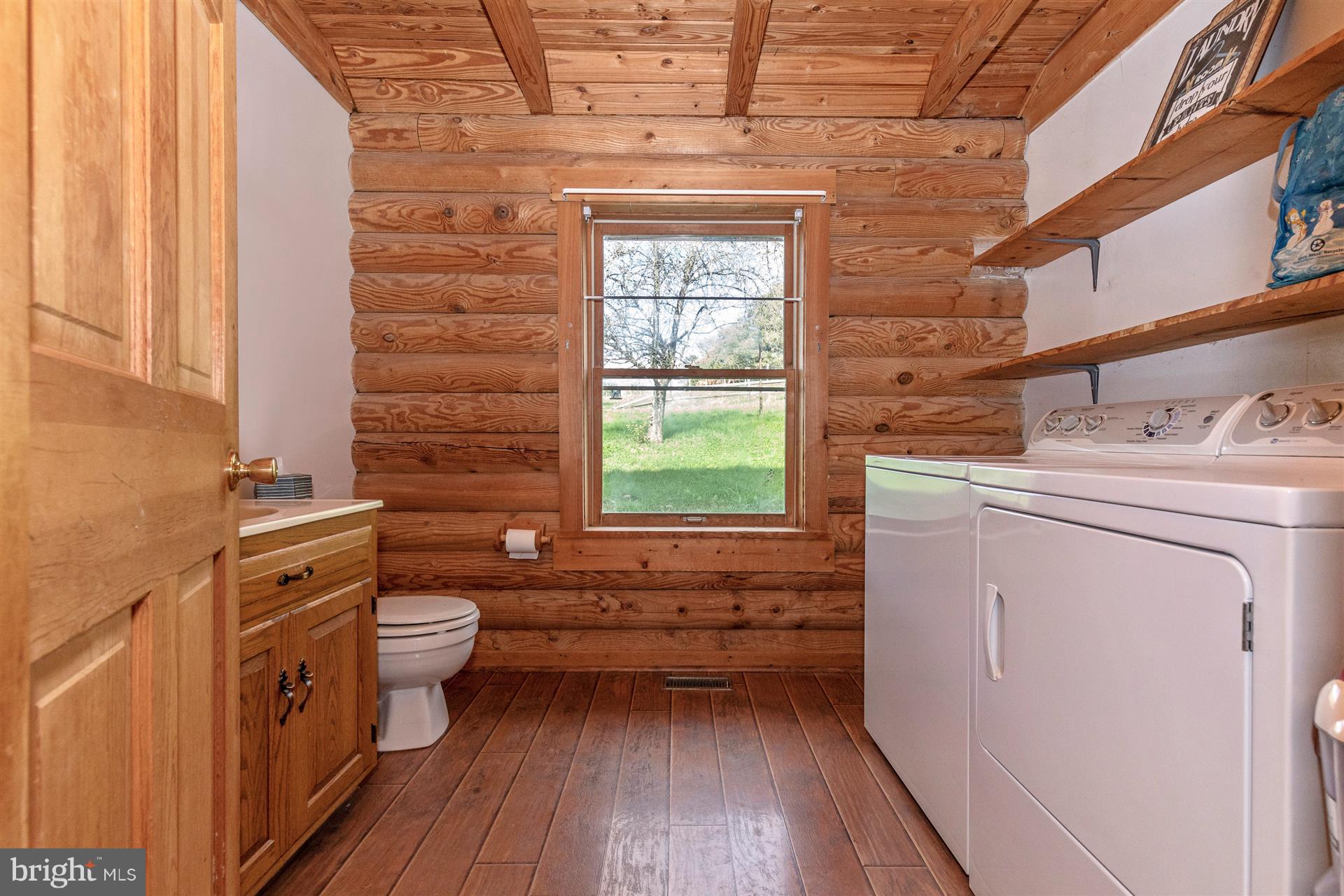 7228 Wheeler Road Boonsboro, MD 21713 - Photo 18 of 39 Main level Laundry and Half Bath