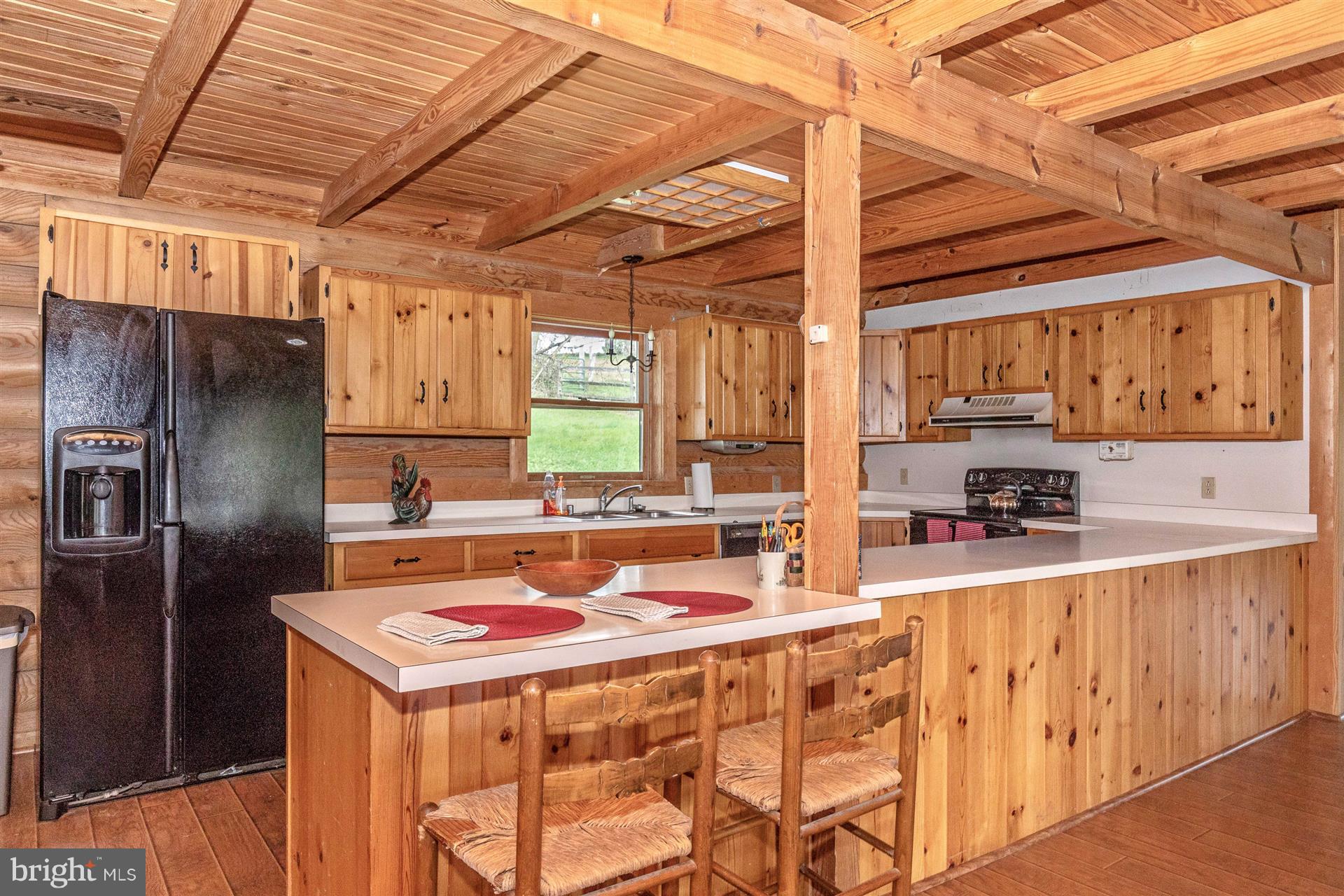 7228 Wheeler Road Boonsboro, MD 21713 - Photo 9 of 39 Breakfast Bar