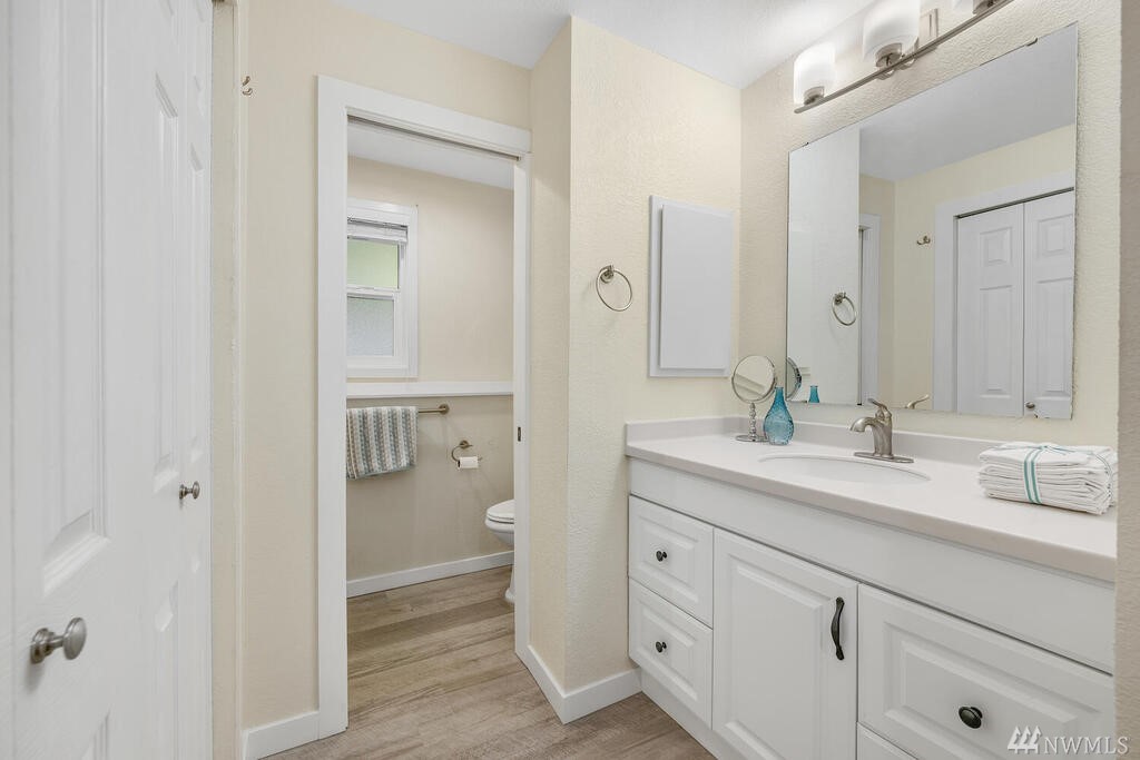 7571 Old Redmond Road, Unit 13 Redmond, WA 98052 - Photo 22 of 31 Gallery Image 22