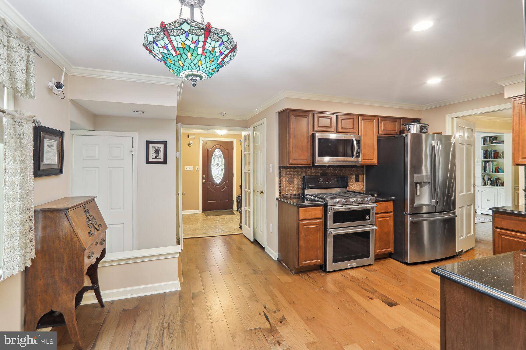 127 Barcroft Drive Cherry Hill, NJ 08034 - Photo 11 of 38