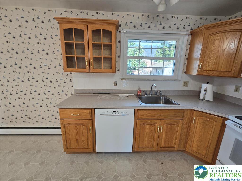 1217 Salisbury Road Allentown, PA 18103 - Photo 5 of 20