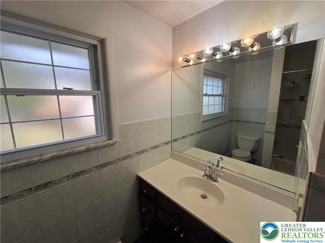 $2,350 | 1217 Salisbury Road, Allentown, PA 18103