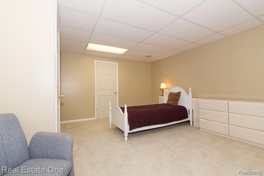 3628 Aynsley Drive Rochester, MI 48306 - Photo 27 of 32 _OL_4161_Aynsley_W031.jpg