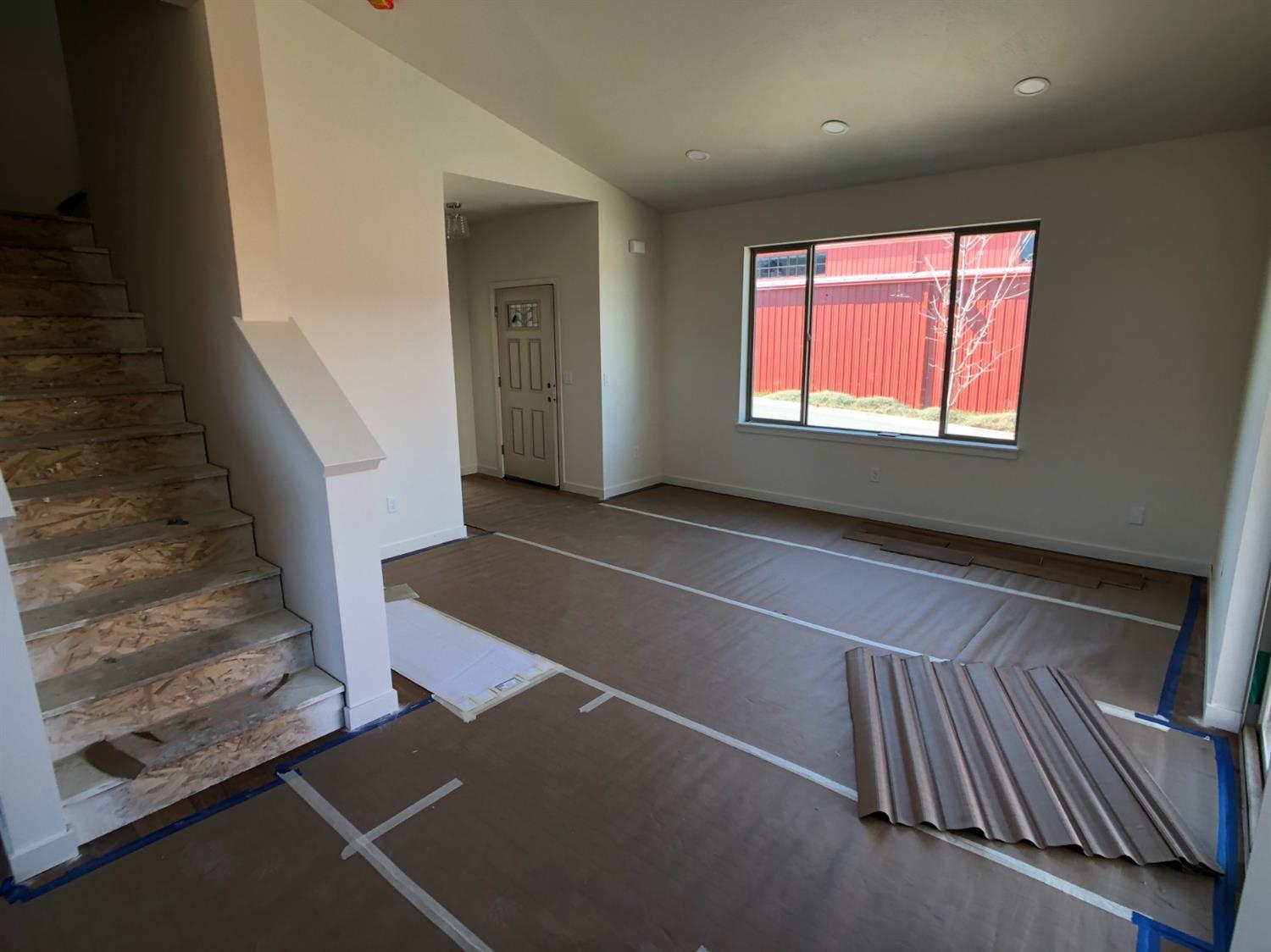 69 Stage Way Talent, OR 97540 - Photo 6 of 16 Living space as of 3/20/20