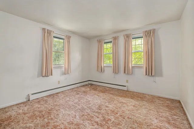 $3,000 | 295 McKinley Road, Portsmouth, NH 03801