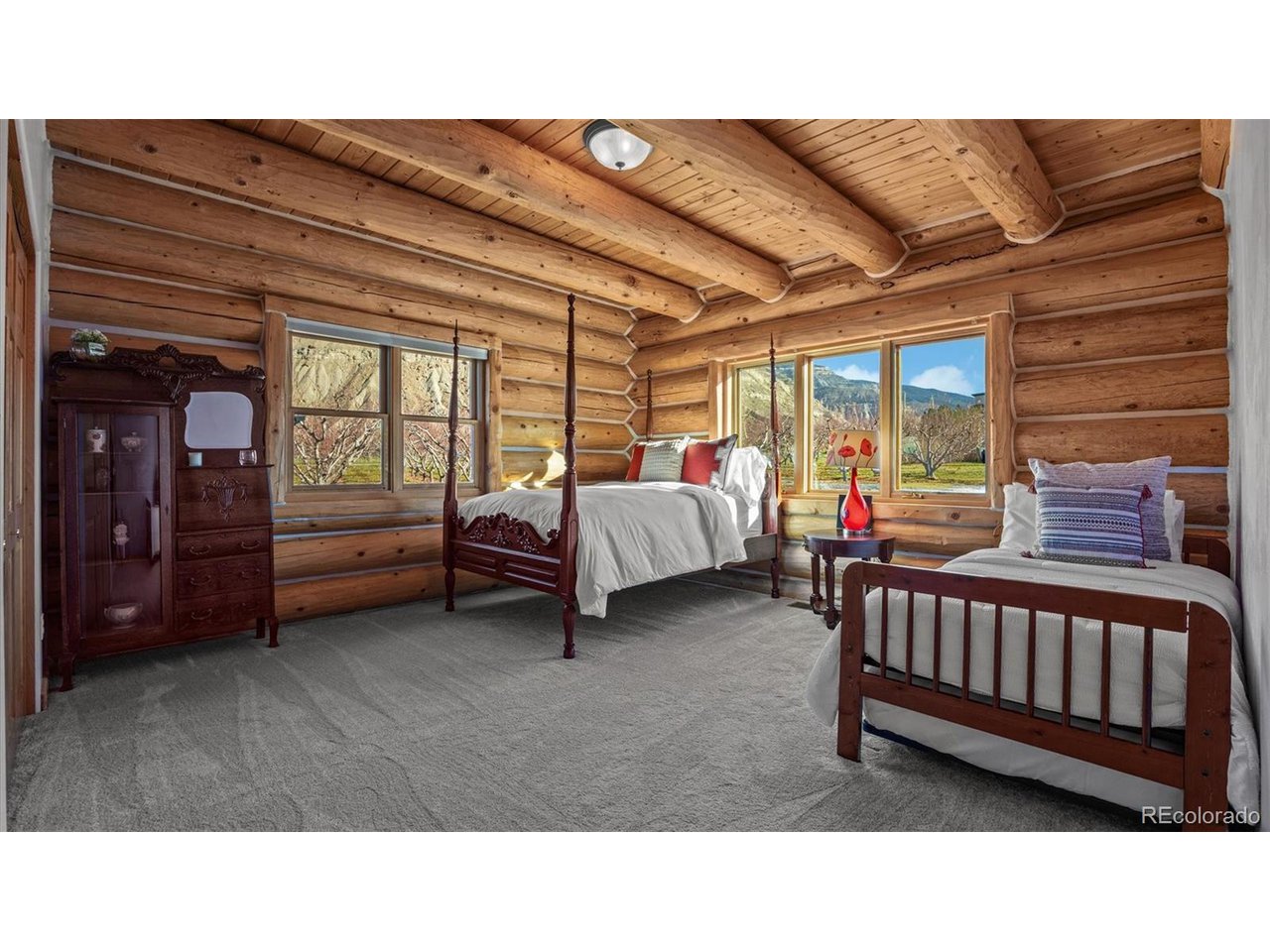 3875 F F 3/4 Road Palisade, CO 81526 - Photo 37 of 45 a living room with furniture and a window