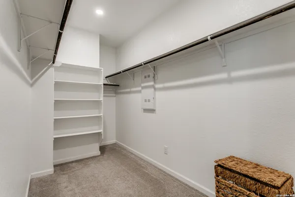 $2,700 | 2134 Knippa, San Antonio, TX 78253