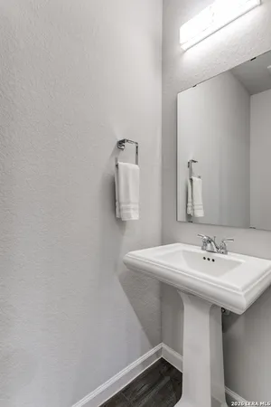 $2,700 | 2134 Knippa, San Antonio, TX 78253