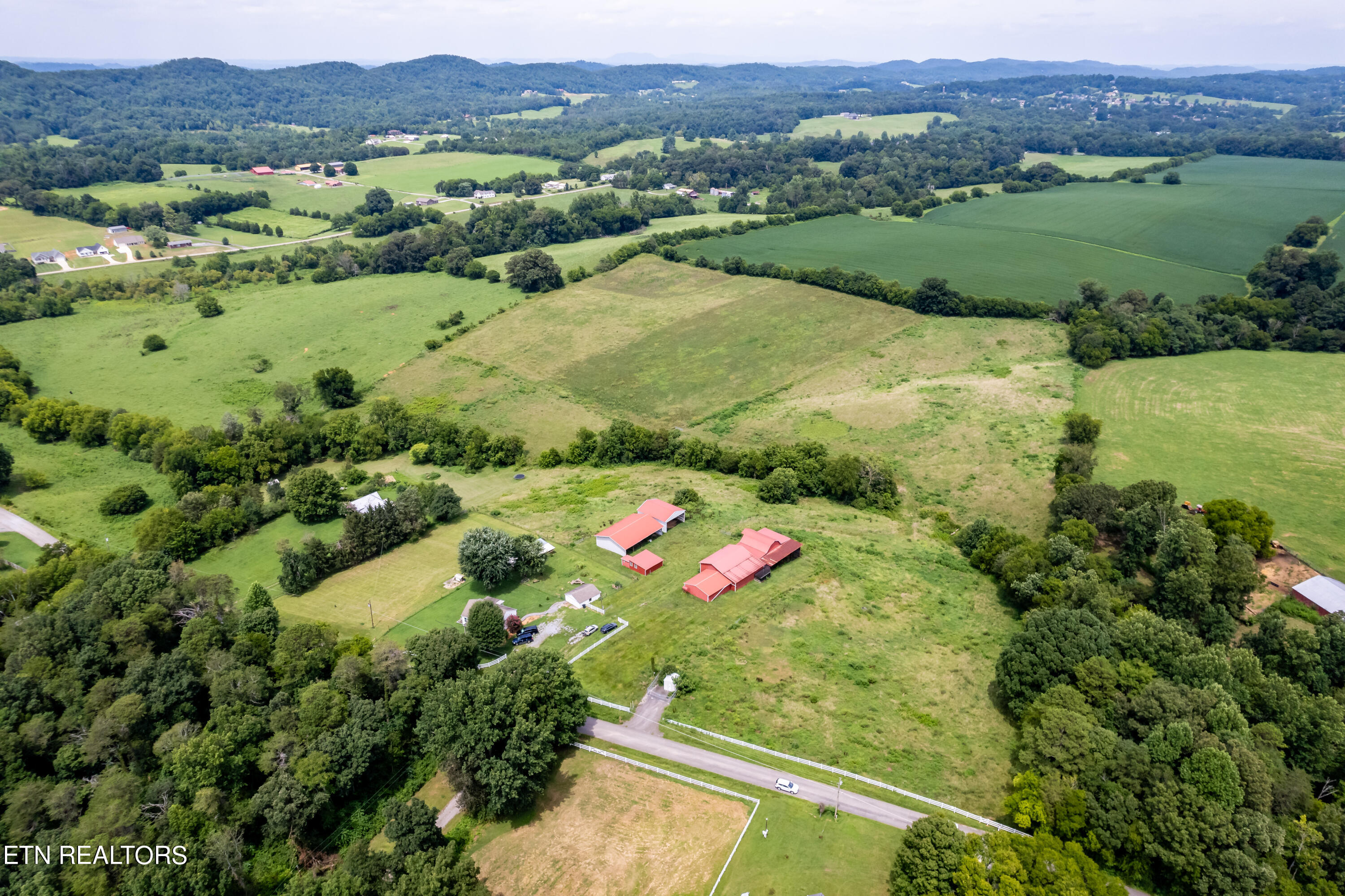 420 Keeble Road Maryville, TN 37804 - Photo 2 of 5 keeblerd-2