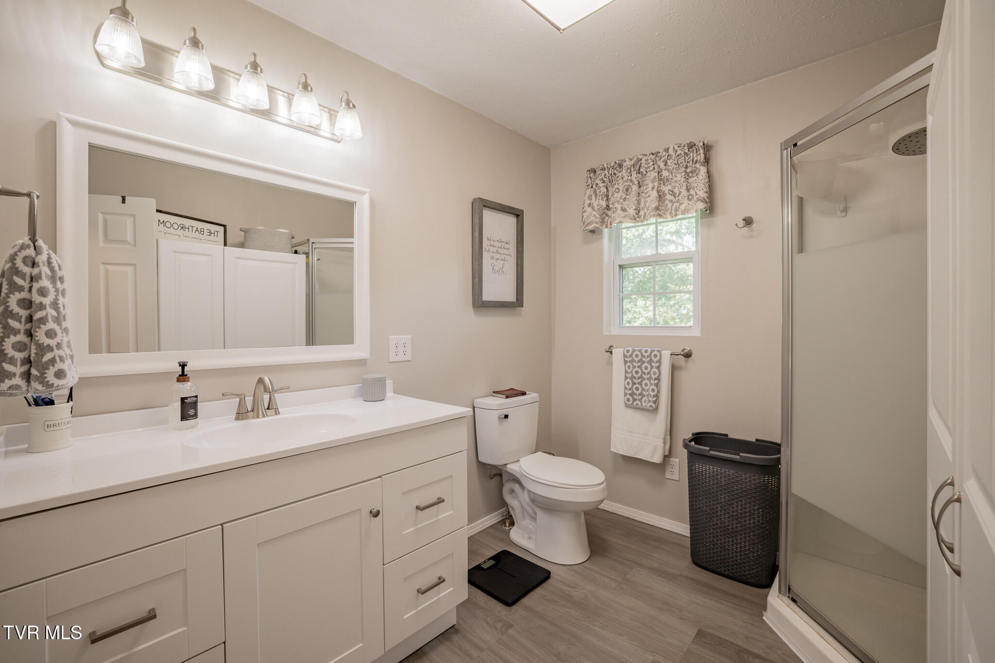 1325 Mink Creek Road Midway, TN 37809 - Photo 10 of 54 1R9A1666-HDR