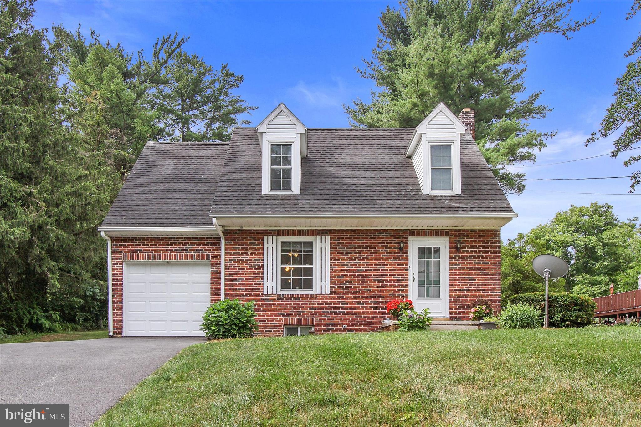 4014 Old Orchard Road York, PA 17402 - Photo 1 of 18 Gallery Image 1