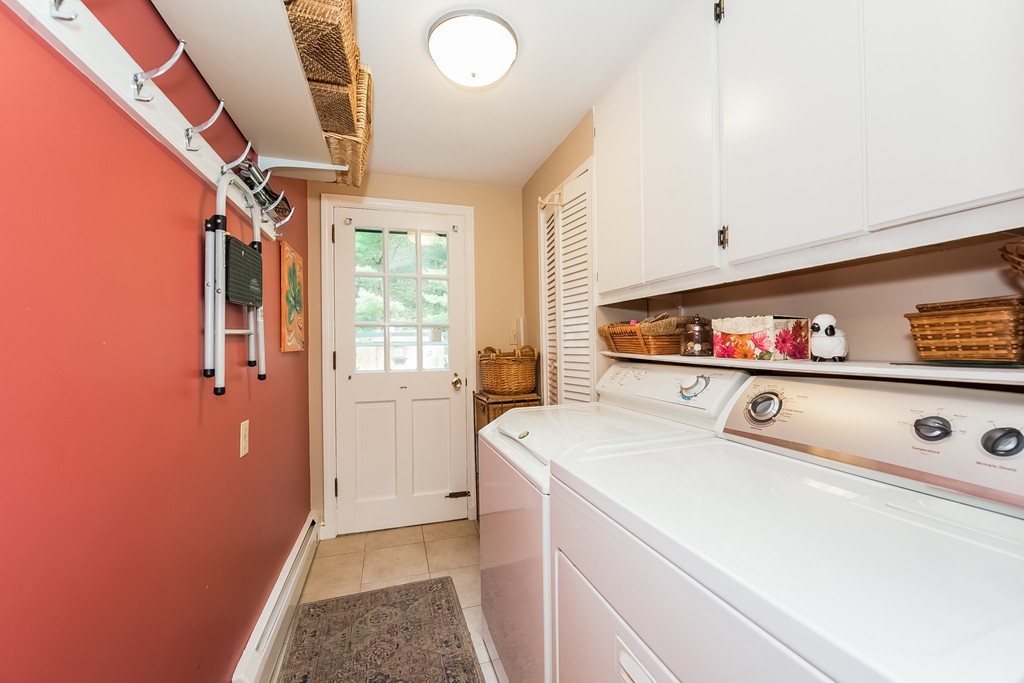 9 Cider Mill Road Lynnfield, MA 01940 - Photo 9 of 30 Gallery Image 9