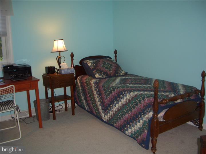 38 Clover Road Warminster, PA 18974 - Photo 23 of 25 Bedroom 4